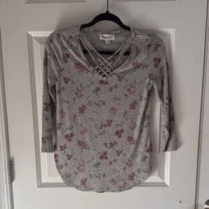 Cloud Chaser Ribbed Floral 3/4 Sleeve Tshirt Size XS